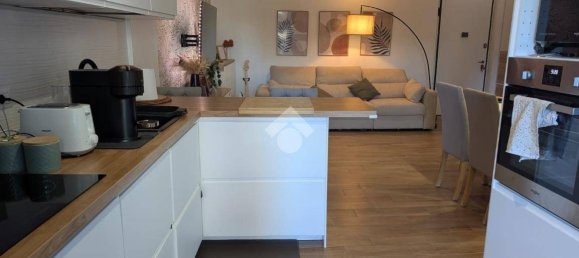 2 bedrooms Apartment in Rome, Italy No. 349937 9