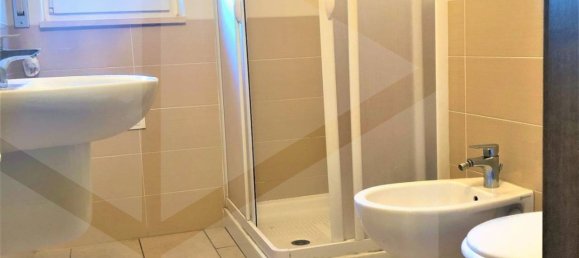 Квартира с 2 комнатами в Казамассима, Италия № 24791 12