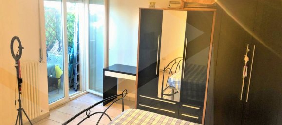 Квартира с 2 комнатами в Казамассима, Италия № 24791 16