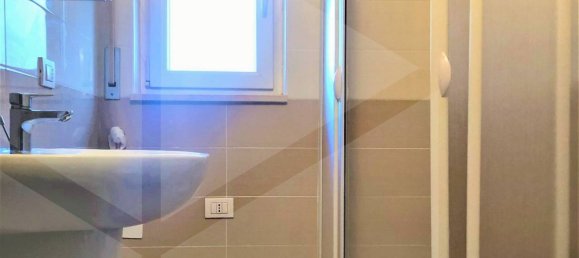 Квартира с 2 комнатами в Казамассима, Италия № 24791 10