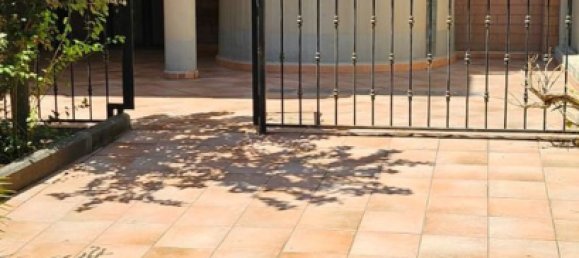 7 rooms House in Valenzano, Italy No. 259841 2