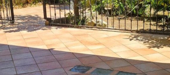 7 rooms House in Valenzano, Italy No. 259841 8