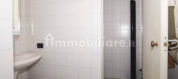 150m² Office in Reggio Emilia, Italy No. 275306 3