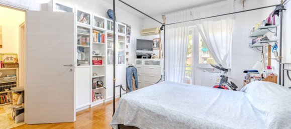 2 Schlafzimmer Wohnung in Genoa, Italy, Nr. 373202 12