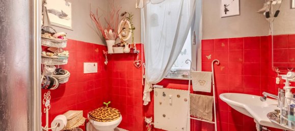 2 Schlafzimmer Wohnung in Genoa, Italy, Nr. 373202 14