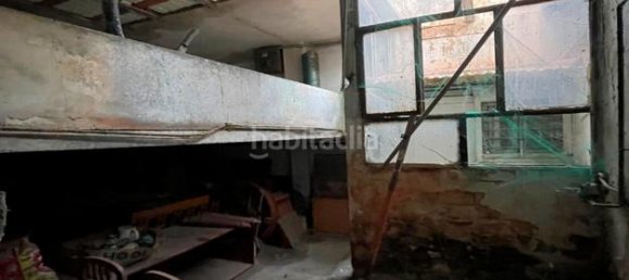 Propiedad comercial de 3 dormitorios en Valencia, Spain No. 170389 3