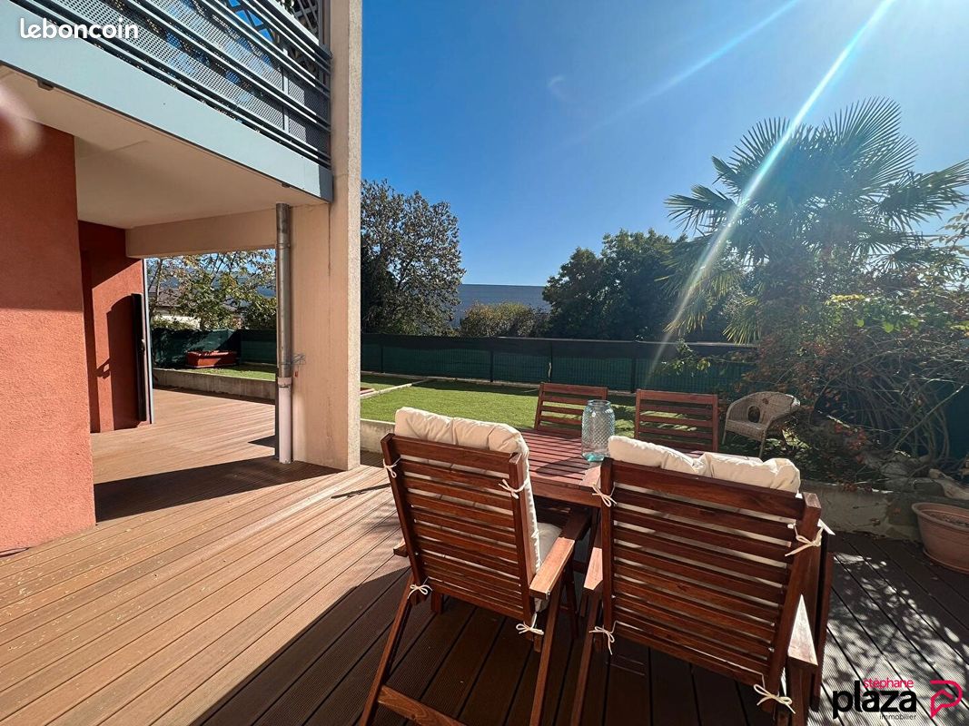 3 bedrooms Apartment in Ville-la-Grand, France No. 274398