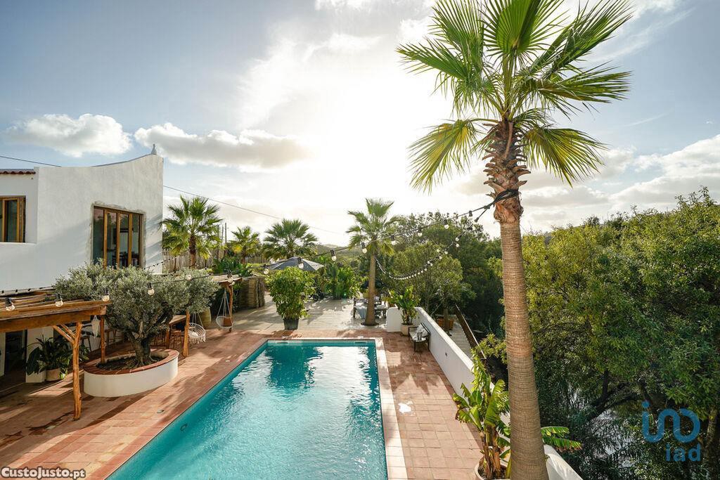 Villa de 6 dormitorios en Silves, Portugal No. 100653