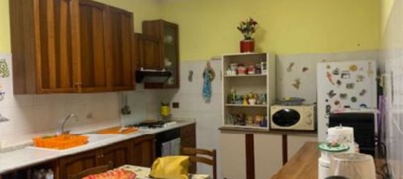 4 rooms House in Roncaro, Italy No. 3384 8