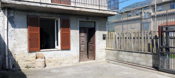 5 rooms House in Monte San Biagio, Italy No. 200015 17