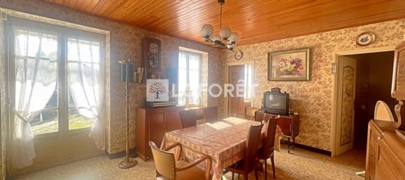 3 bedrooms Townhouse in Gigny, France No. 275387 7