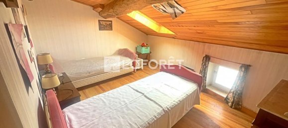 3 bedrooms Townhouse in Gigny, France No. 275387 12