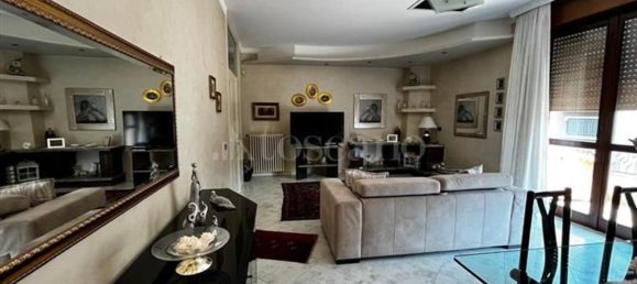 Вилла с 7 спальнями в Бусто Арсицио, Италия № 361251 7