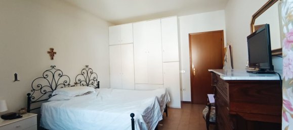 5 bedrooms Apartment in Ancona, Italy No. 314550 14