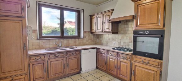 4 bedrooms House in Epernon, France No. 78193 4