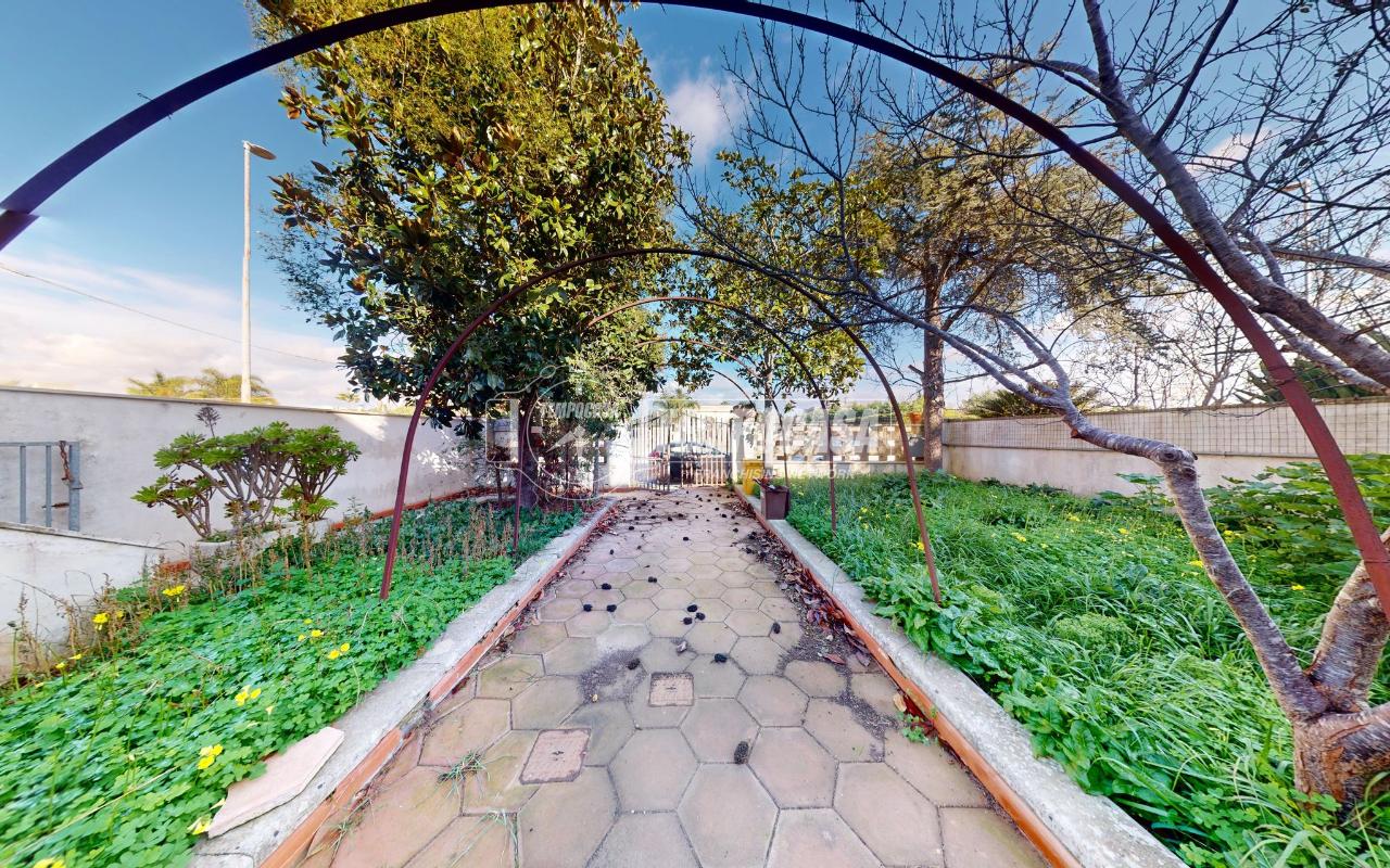 Villa de 5 habitaciónes en Cursi, Italy No. 111262