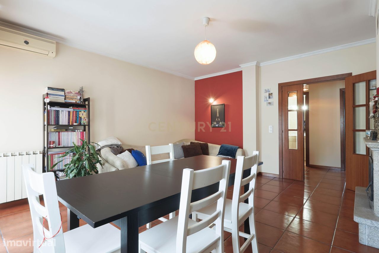 3 bedrooms Apartment in Paredes, Portugal No. 240549