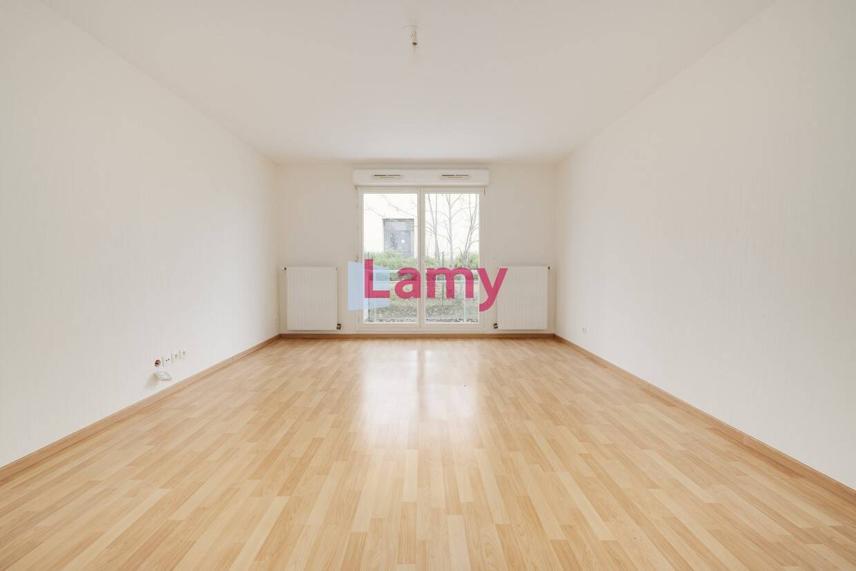 3غرفة شقة في Nancy, France رقم 47768