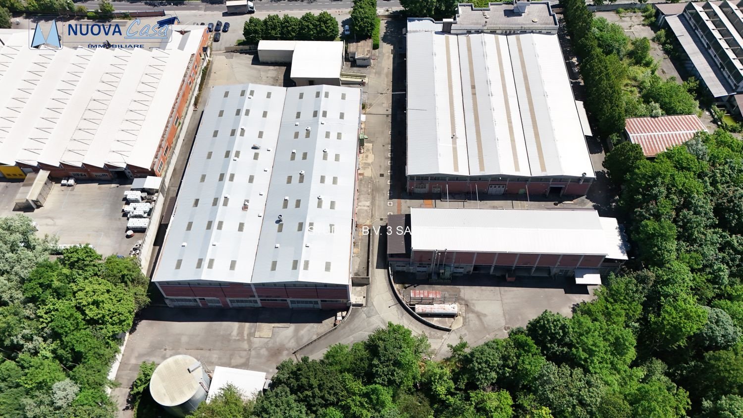 Lagerhaus in La Cassa, Italy 7500m², Nr. 67751