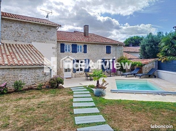 4 chambres Maison à Deux-Sèvres, France No. 305769