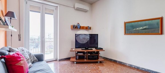 3 rooms Apartment in Rome, Italy No. 54748 10