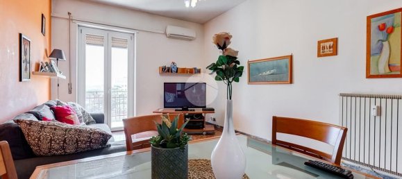 3 rooms Apartment in Rome, Italy No. 54748 9