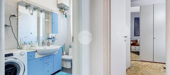 3 rooms Apartment in Rome, Italy No. 54748 23