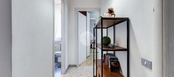 3 rooms Apartment in Rome, Italy No. 54748 31