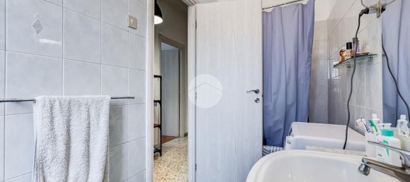 3 rooms Apartment in Rome, Italy No. 54748 22