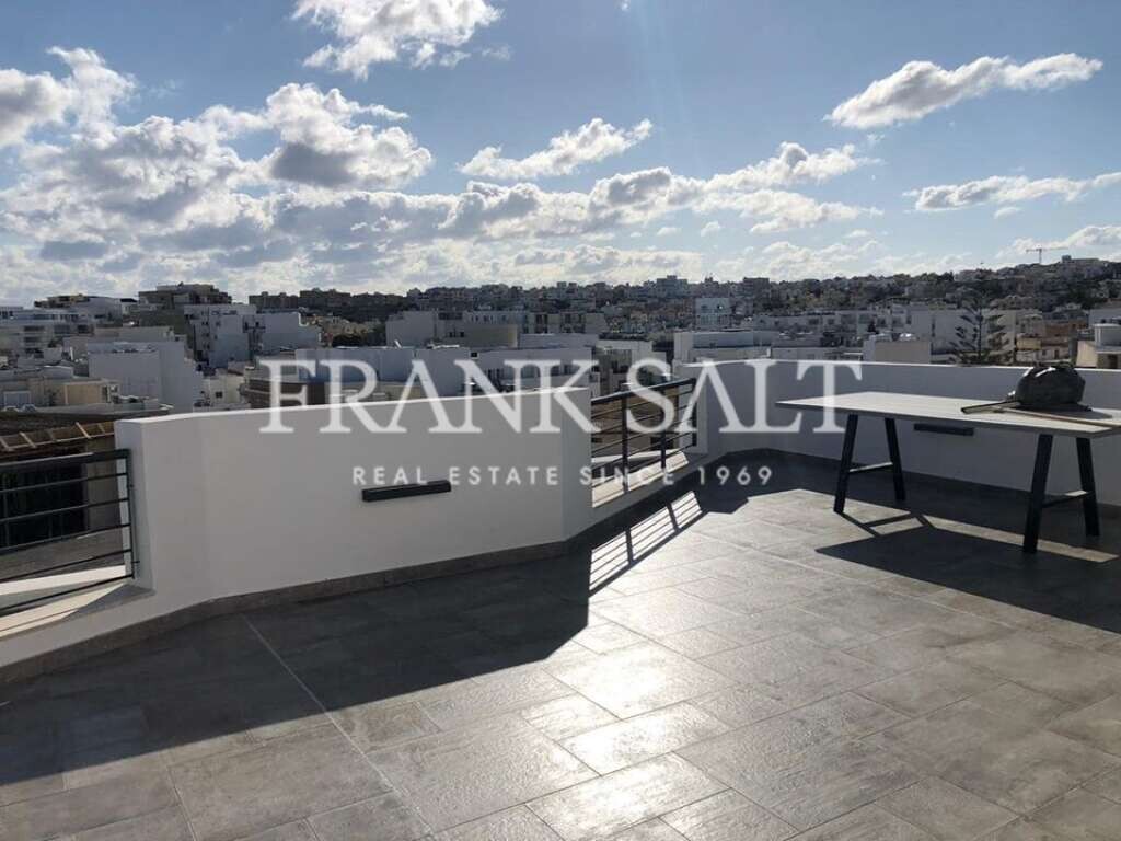 Пентхаус с 2 спальнями в Свийи, Мальта № 8260