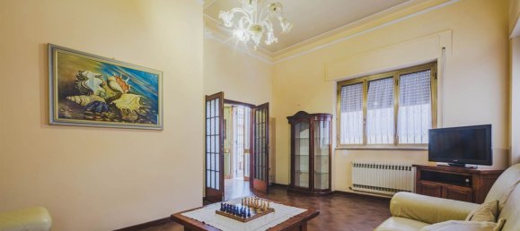 8 rooms House in Viareggio, Italy No. 211107 23