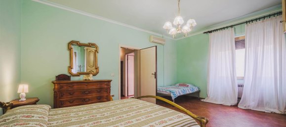 8 rooms House in Viareggio, Italy No. 211107 40
