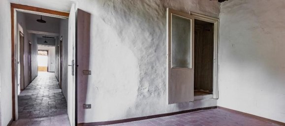 10 rooms House in Certaldo, Italy No. 219033 7
