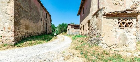 10 rooms House in Certaldo, Italy No. 219033 2