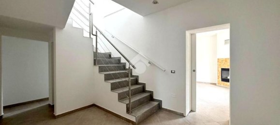 Villa de 5 habitaciónes en Goito, Italy No. 338432 3