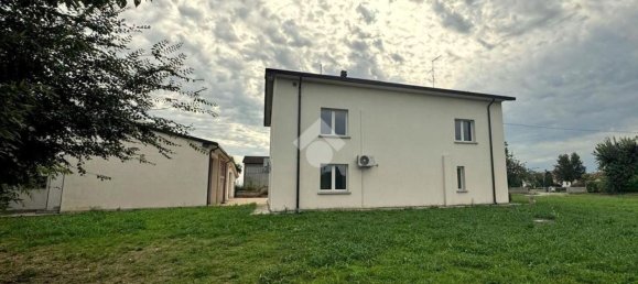 Villa de 5 habitaciónes en Goito, Italy No. 338432 34