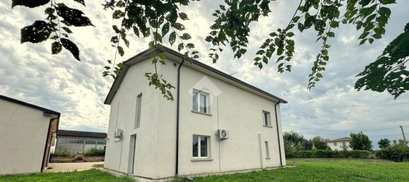 Villa de 5 habitaciónes en Goito, Italy No. 338432 35