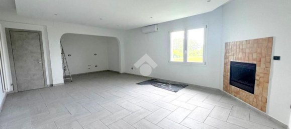 Villa de 5 habitaciónes en Goito, Italy No. 338432 27