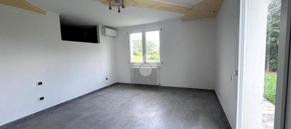 Villa de 5 habitaciónes en Goito, Italy No. 338432 12