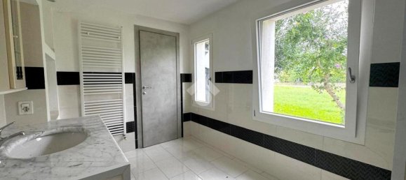 Villa de 5 habitaciónes en Goito, Italy No. 338432 7