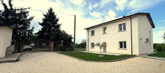 Villa de 5 habitaciónes en Goito, Italy No. 338432 36
