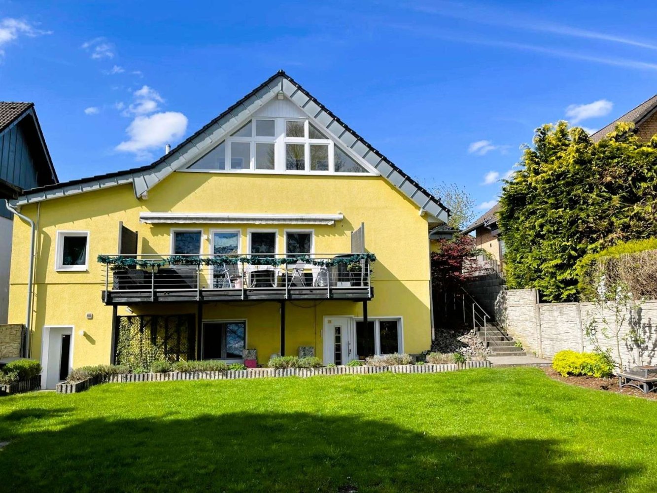 4 bedrooms Townhouse in Rhein-Sieg, Germany No. 240862