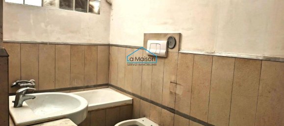 3-salle Maison à Avellino, Italy No. 36811 13