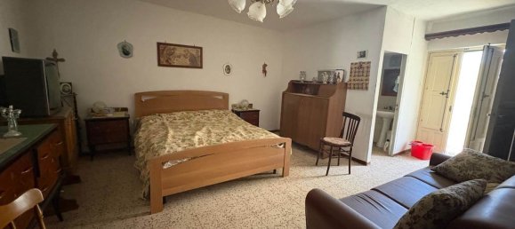 5 rooms Apartment in Sicily, Italy No. 258803 13