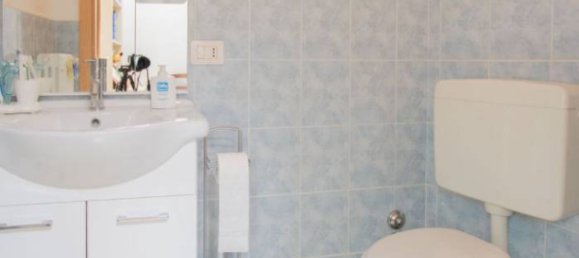 2 bedrooms House in Cesena, Italy No. 128278 5