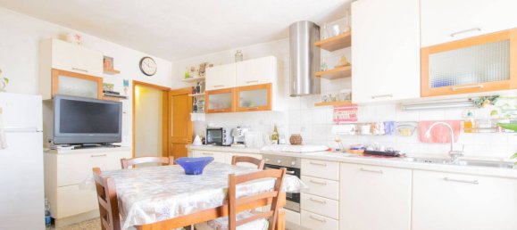 2 bedrooms House in Cesena, Italy No. 128278 9