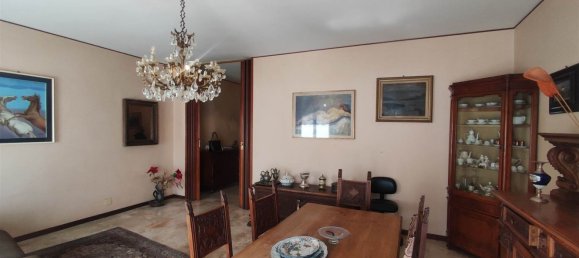 4 rooms Apartment in Piacenza, Italy No. 217710 5