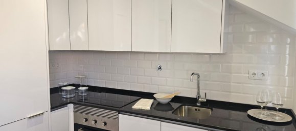 2 bedrooms Apartment in Lisbon, Portugal No. 186419 2