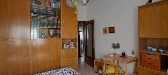 3غرفة شقة في Bari, Italy رقم 39581 10