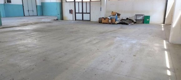 Склад 1293м² в Гальганьяно, Италия № 378476 11